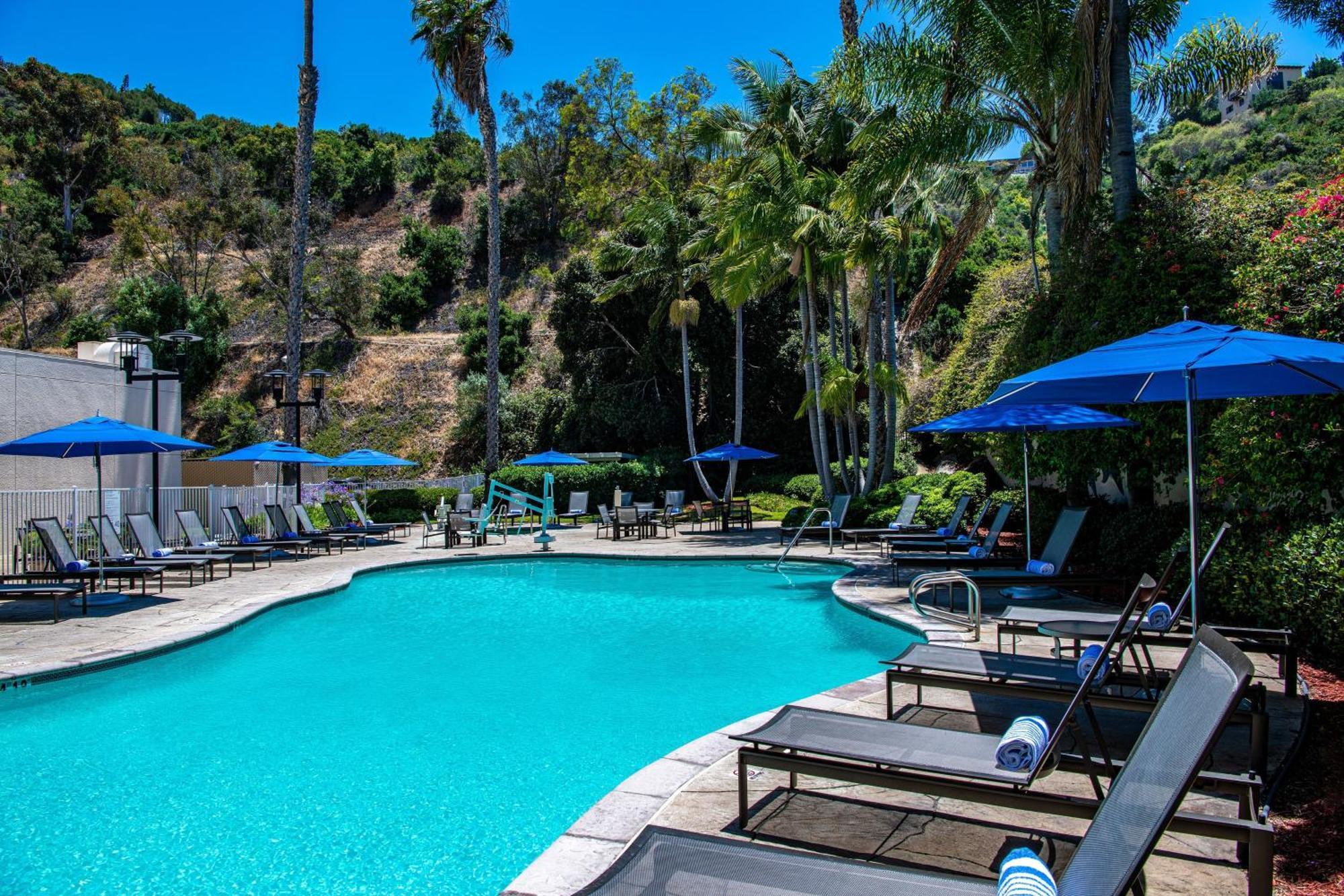 Sheraton Mission Valley San Diego Hotel Exterior photo
