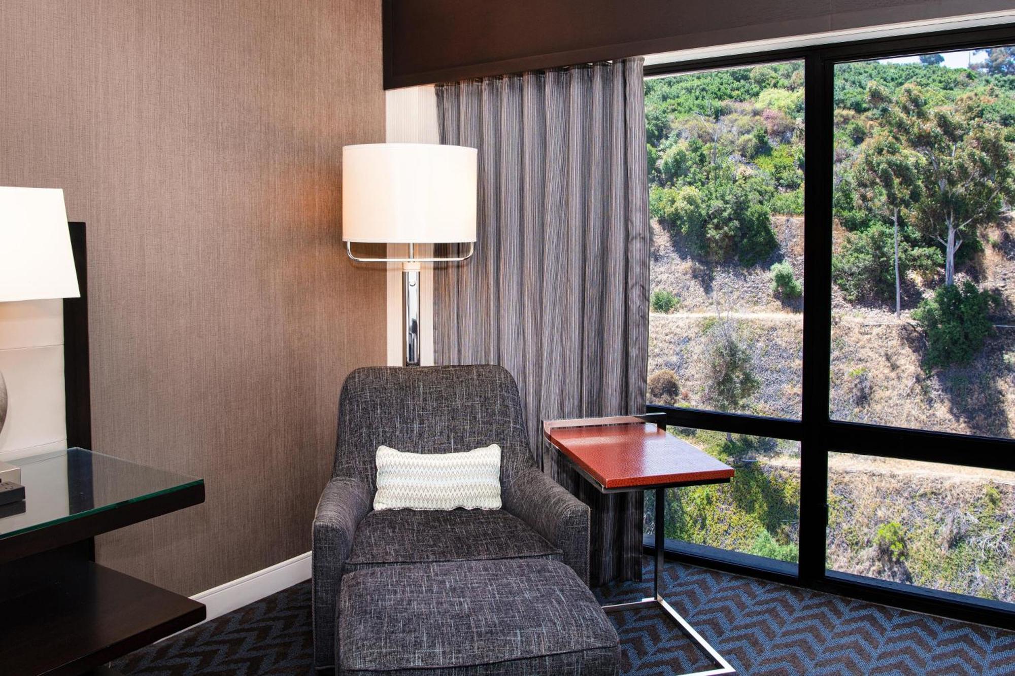 Sheraton Mission Valley San Diego Hotel Exterior photo