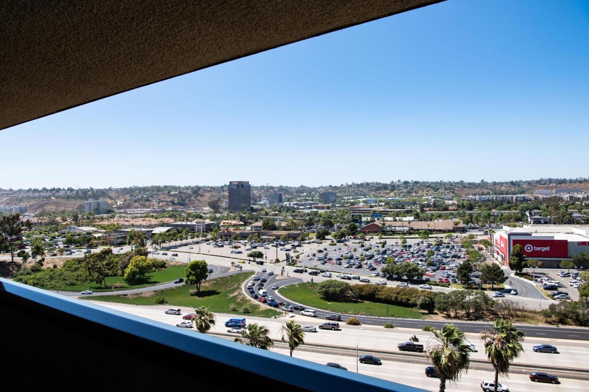 Sheraton Mission Valley San Diego Hotel Exterior photo